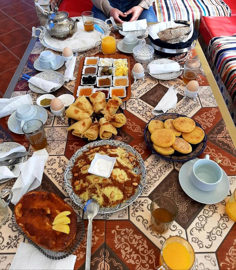 Hotel Lahlou Riad Cafeteria وجدة المظهر الخارجي الصورة